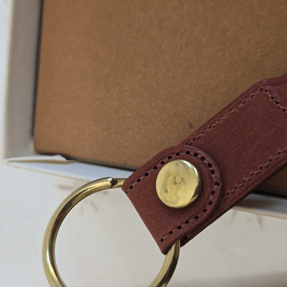 Vintage NIB Coach Trigger Snap Key Fob Chain Brown Leather Brass Hardware - Picture 12 of 17